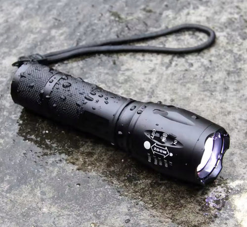 LATARKA TAKTYCZNA LED CREE XML-T6 - ZOOM